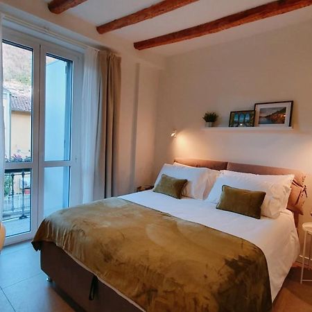 كومو Foscolo 9 Room - Breakfast المظهر الخارجي الصورة
